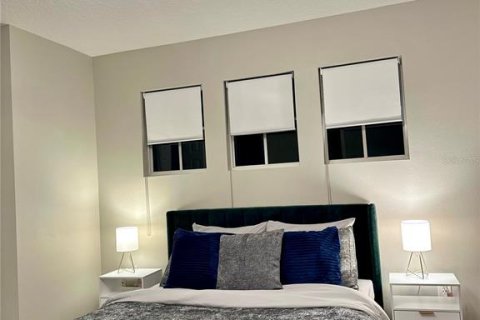 Villa ou maison à louer à Haines City, Floride: 5 chambres, 236.16 m2 № 1885718 - photo 8