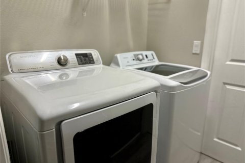 Villa ou maison à louer à Haines City, Floride: 5 chambres, 236.16 m2 № 1885718 - photo 24