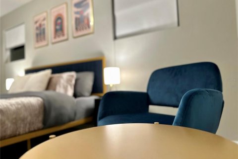 Villa ou maison à louer à Haines City, Floride: 5 chambres, 236.16 m2 № 1885718 - photo 3