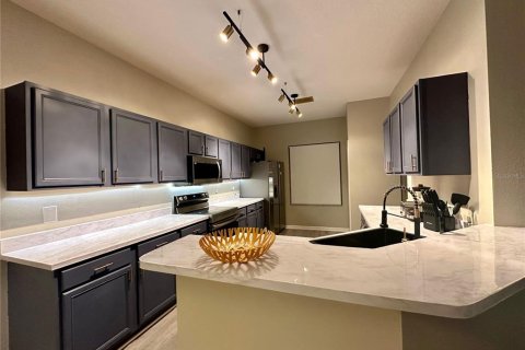 Villa ou maison à louer à Haines City, Floride: 5 chambres, 236.16 m2 № 1885718 - photo 13