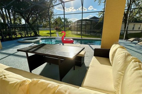 Villa ou maison à louer à Haines City, Floride: 5 chambres, 236.16 m2 № 1885718 - photo 5