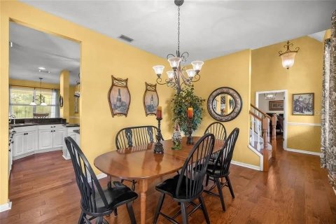 House in Crystal River, Florida 4 bedrooms, 330.92 sq.m. № 2156064 - photo 9