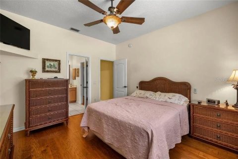House in Crystal River, Florida 4 bedrooms, 330.92 sq.m. № 2156064 - photo 20