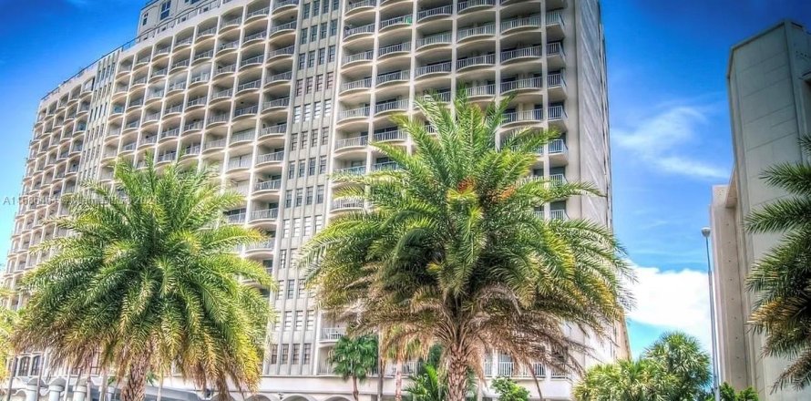 Appartement à Miami Beach, Floride 2 chambres, 91.04 m2 № 1859637
