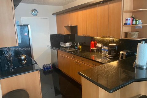 Appartement à louer à Miami Beach, Floride: 2 chambres, 91.04 m2 № 1859637 - photo 22