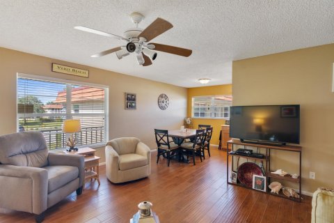 Condo in Vero Beach, Florida, 2 bedrooms  № 2082614 - photo 3