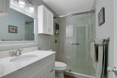 Condo in Vero Beach, Florida, 2 bedrooms  № 2082614 - photo 18