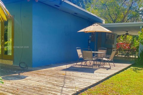 Casa en venta en South Miami, Florida, 3 dormitorios, 120.4 m2 № 2028555 - foto 8