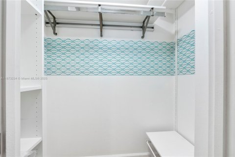 Купить кондоминиум в Плантация, Флорида 1 спальня, 66.89м2, № 1895998 - фото 17