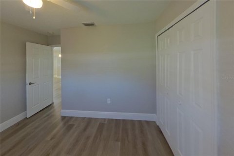Villa ou maison à louer à Punta Gorda, Floride: 3 chambres, 129.13 m2 № 2433302 - photo 11