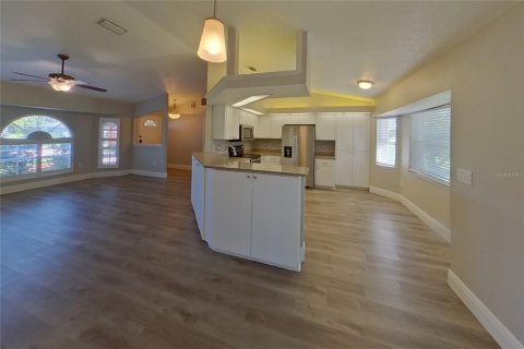 Villa ou maison à louer à Punta Gorda, Floride: 3 chambres, 129.13 m2 № 2433302 - photo 5