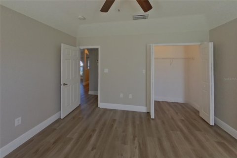 Villa ou maison à louer à Punta Gorda, Floride: 3 chambres, 129.13 m2 № 2433302 - photo 7