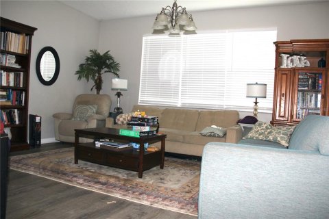 Casa en alquiler en Orlando, Florida, 4 dormitorios, 269.42 m2 № 1899485 - foto 5