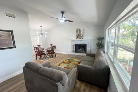 Casa en venta en Largo, Florida, 3 dormitorios, 139.45 m2 № 2386260 - foto 4