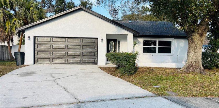 Casa en Largo, Florida 3 dormitorios, 139.45 m2 № 2386260