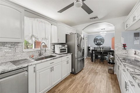 Casa en venta en Hudson, Florida, 3 dormitorios, 155.33 m2 № 2112079 - foto 13