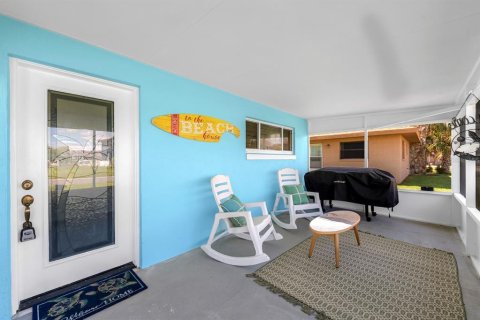 Villa ou maison à vendre à Hernando Beach, Floride: 2 chambres, 146.14 m2 № 1903216 - photo 4