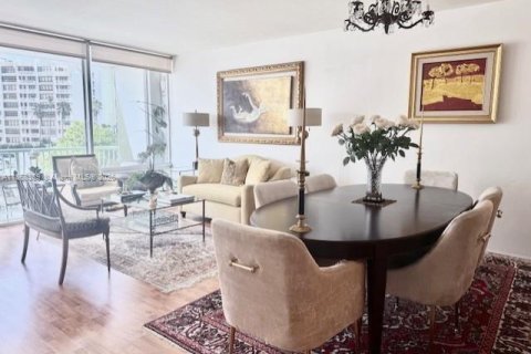 Condominio en venta en Miami, Florida, 1 dormitorio, 73.11 m2 № 1980037 - foto 3