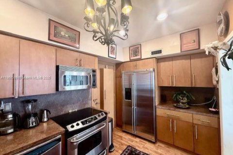 Condominio en venta en Miami, Florida, 1 dormitorio, 73.11 m2 № 1980037 - foto 8