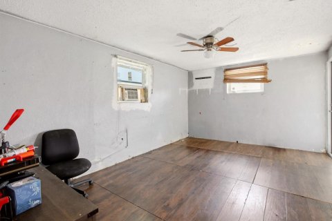 House in Pompano Beach, Florida 4 bedrooms, 138.05 sq.m. № 2083570 - photo 23