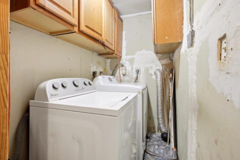 House in Pompano Beach, Florida 4 bedrooms, 138.05 sq.m. № 2083570 - photo 16
