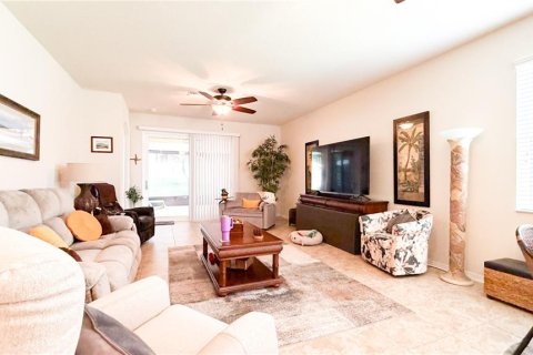 House in Lakeland, Florida 3 bedrooms, 195.75 sq.m. № 2230472 - photo 9