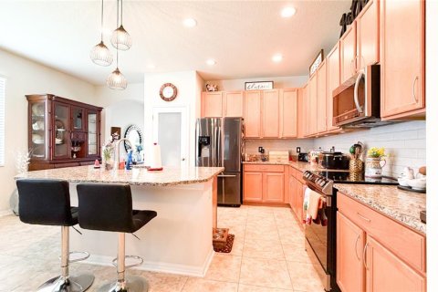 House in Lakeland, Florida 3 bedrooms, 195.75 sq.m. № 2230472 - photo 14