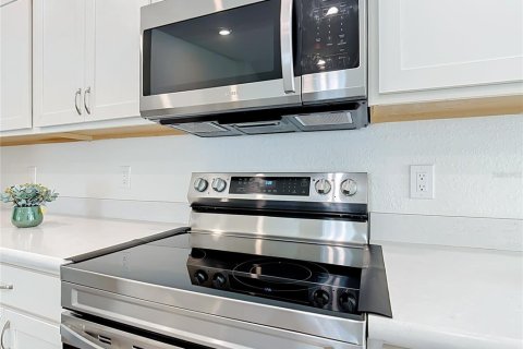 Casa en venta en Haines City, Florida, 3 dormitorios, 138.05 m2 № 2216513 - foto 12