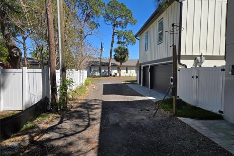 Terreno en venta en Saint Petersburg, Florida № 1519328 - foto 5