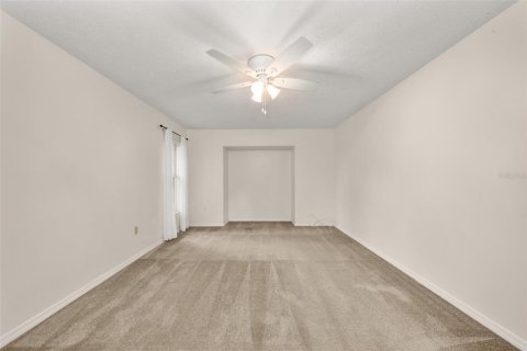 House in Sebring, Florida 3 bedrooms, 177.26 sq.m. № 1781081 - photo 17