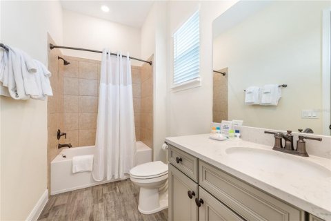 House in Kissimmee, Florida 4 bedrooms, 145.3 sq.m. № 2222560 - photo 23