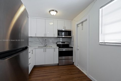 Copropriété à vendre à Miami, Floride: 2 chambres, 105.44 m2 № 1930504 - photo 5