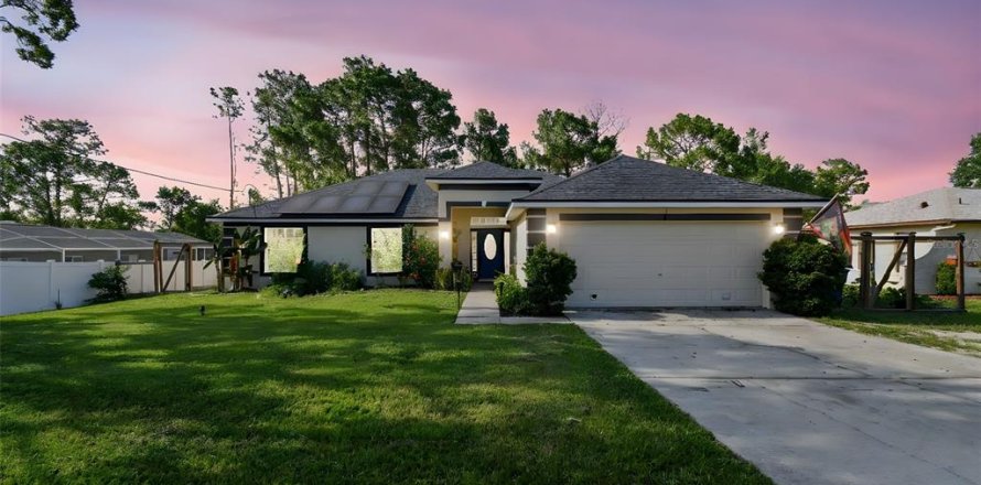House in Spring Hill, Florida 4 bedrooms, 164.9 sq.m. № 1784589
