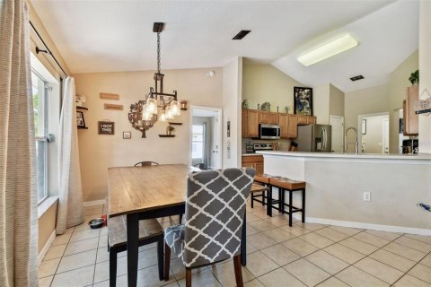 House in Spring Hill, Florida 4 bedrooms, 164.9 sq.m. № 1784589 - photo 14