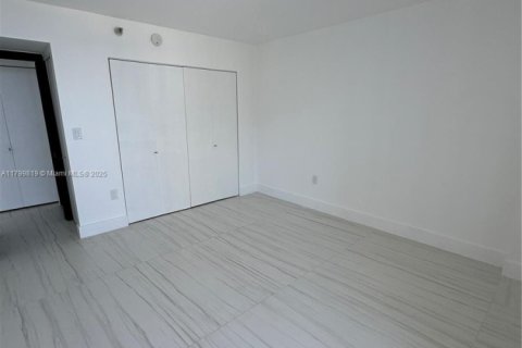 Copropriété à vendre à Aventura, Floride: 2 chambres, 105.54 m2 № 1711504 - photo 19