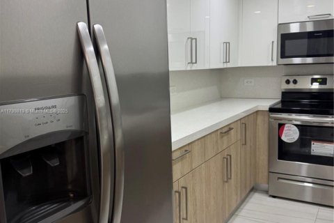 Copropriété à vendre à Aventura, Floride: 2 chambres, 105.54 m2 № 1711504 - photo 6