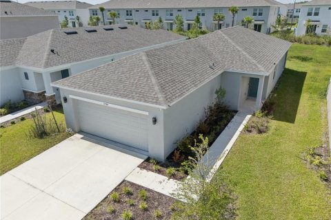 House in Kissimmee, Florida 3 bedrooms, 135.08 sq.m. № 2239284
