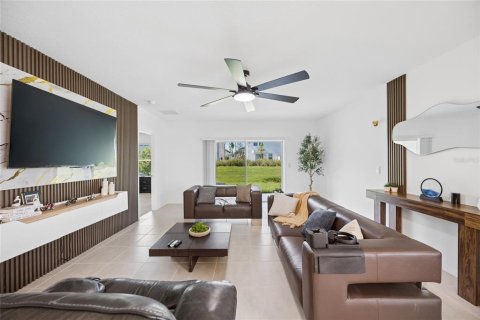 Casa en venta en Kissimmee, Florida, 3 dormitorios, 135.08 m2 № 2239284 - foto 11