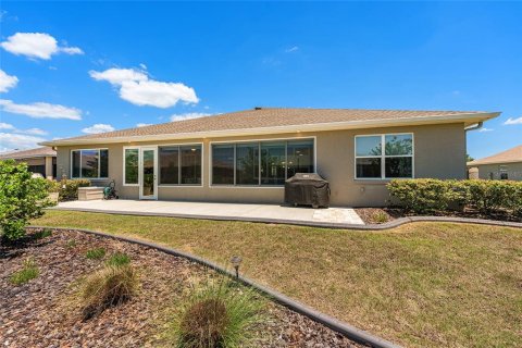House in Ocala, Florida 3 bedrooms, 268.77 sq.m. № 2425669 - photo 11