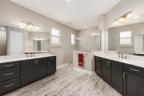 House in Ocala, Florida 3 bedrooms, 268.77 sq.m. № 2425669 - photo 3