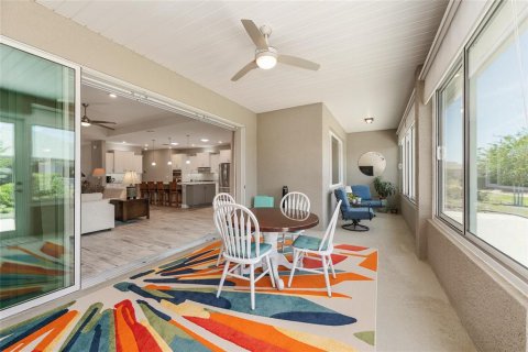 House in Ocala, Florida 3 bedrooms, 268.77 sq.m. № 2425669 - photo 10