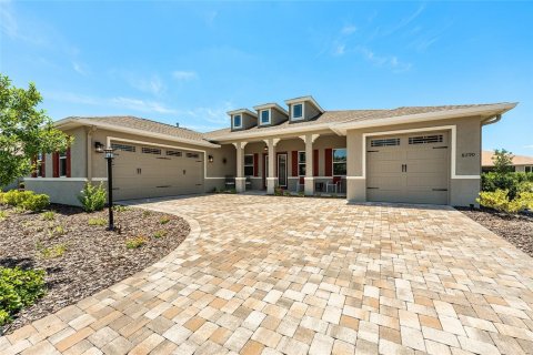 House in Ocala, Florida 3 bedrooms, 268.77 sq.m. № 2425669