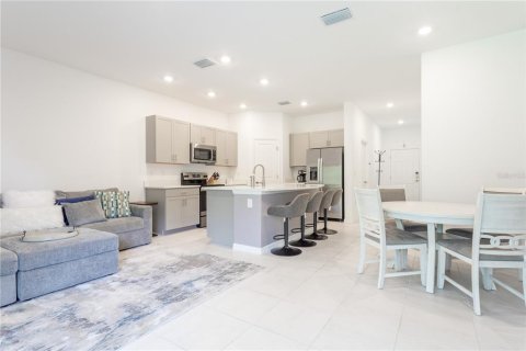 Townhouse in Sarasota, Florida 3 bedrooms, 131.64 sq.m. № 2209417 - photo 20