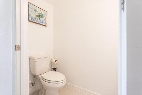Townhouse in Sarasota, Florida 3 bedrooms, 131.64 sq.m. № 2209417 - photo 7