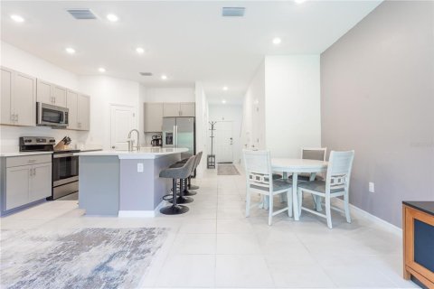 Townhouse in Sarasota, Florida 3 bedrooms, 131.64 sq.m. № 2209417 - photo 21