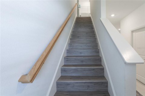 Townhouse in Sarasota, Florida 3 bedrooms, 131.64 sq.m. № 2209417 - photo 30