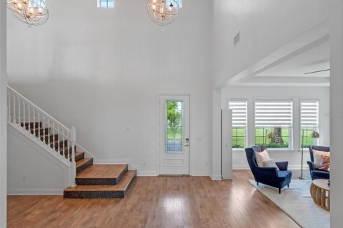 House in Winter Garden, Florida 5 bedrooms, 415.64 sq.m. № 1879486 - photo 17
