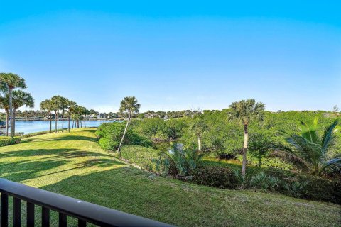 Condo in Jupiter, Florida, 2 bedrooms № 2244488 - photo 29