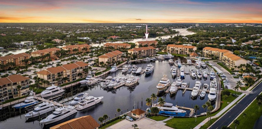 Condo in Jupiter, Florida, 2 bedrooms № 2244488
