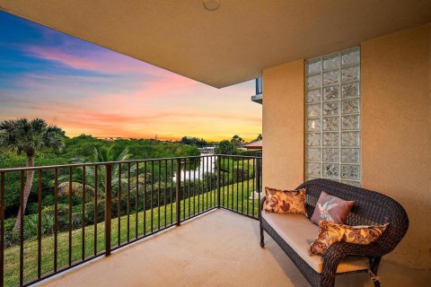 Condo in Jupiter, Florida, 2 bedrooms № 2244488 - photo 3